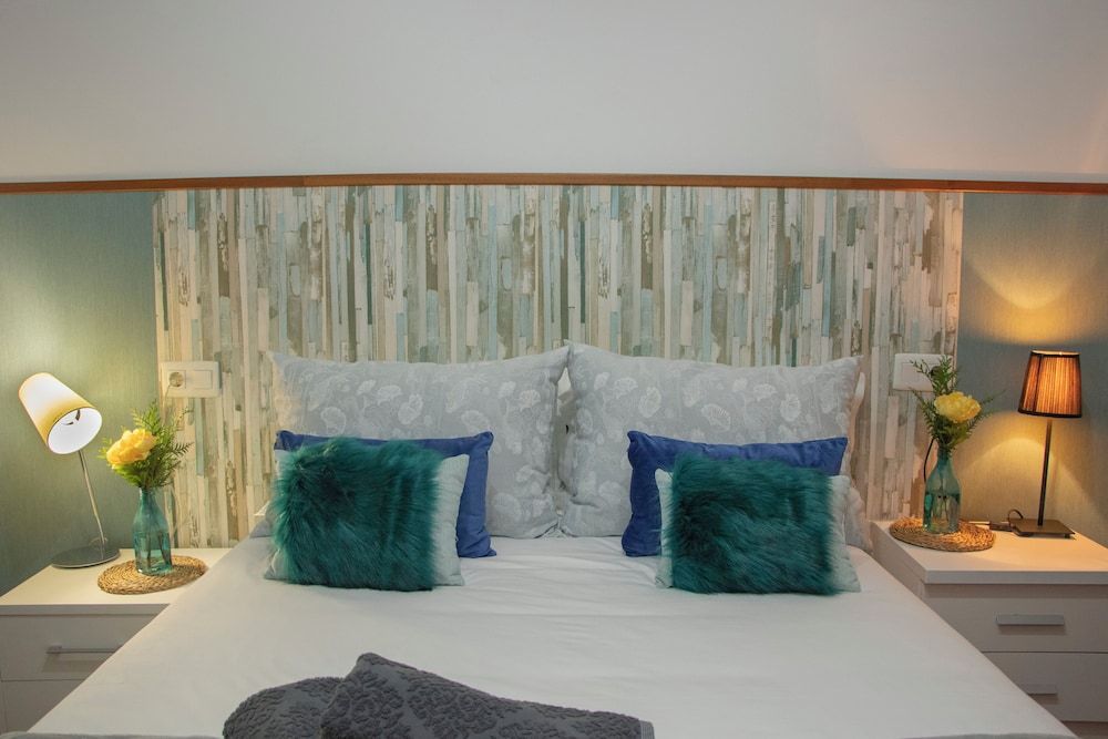 Deluxe Penthouse, 2 Bedrooms, Terrace