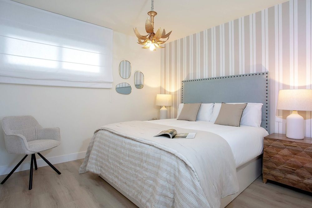 Apartment (2 Bedrooms)