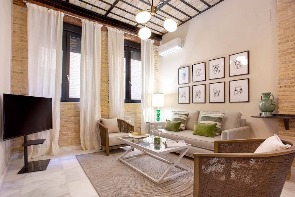 Apartment (2 Bedrooms)