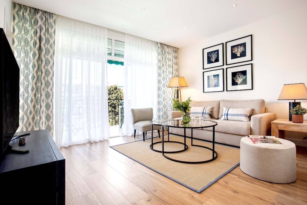 Apartment (2 Bedrooms)