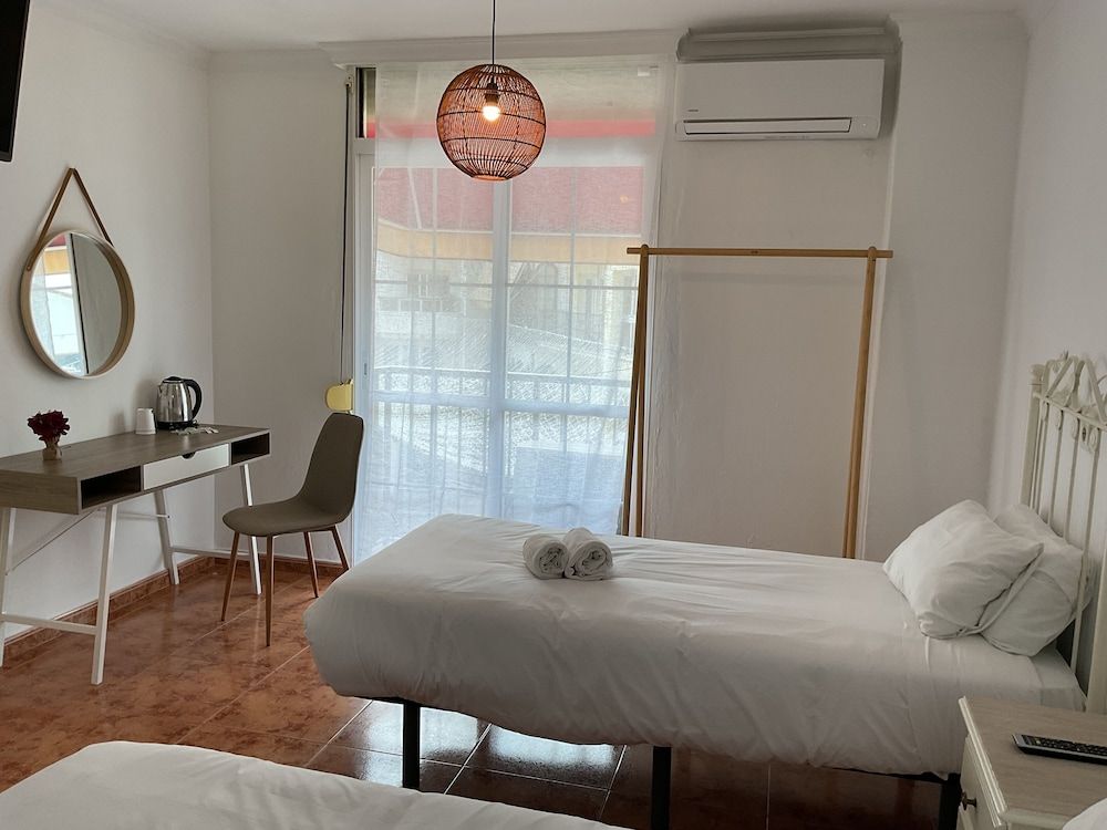 Hostal San Miguel by Croma Basic Double Room, City View 6