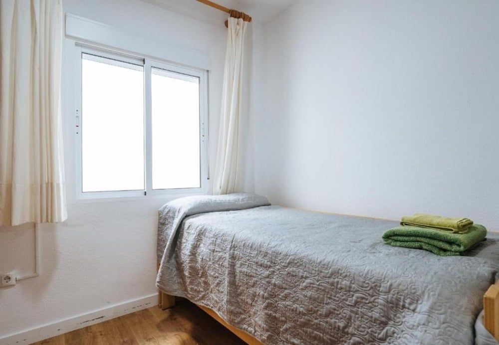 Apartment, Smoking