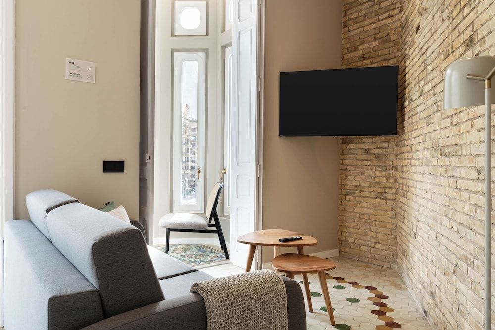 Limehome Valencia de Xativa Comfort Studio with sofa bed 8