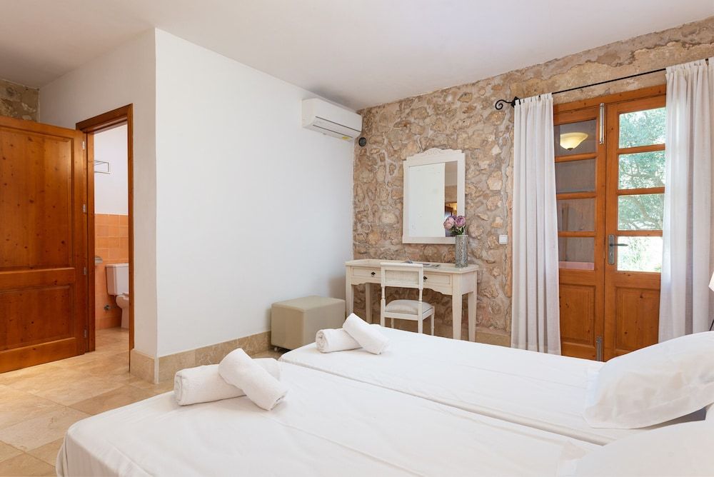 Premium Studio (1 Bedroom)