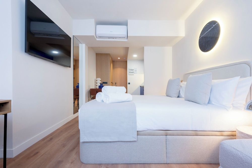 Iconic Suites Superior Apartment 4