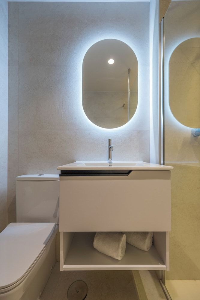 Iconic Suites Superior Apartment 6