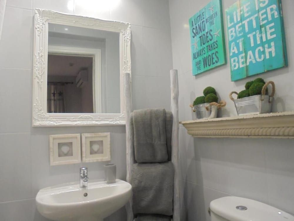 TAK Boutique Marbella Old Town with Parking Deluxe Double Room 3