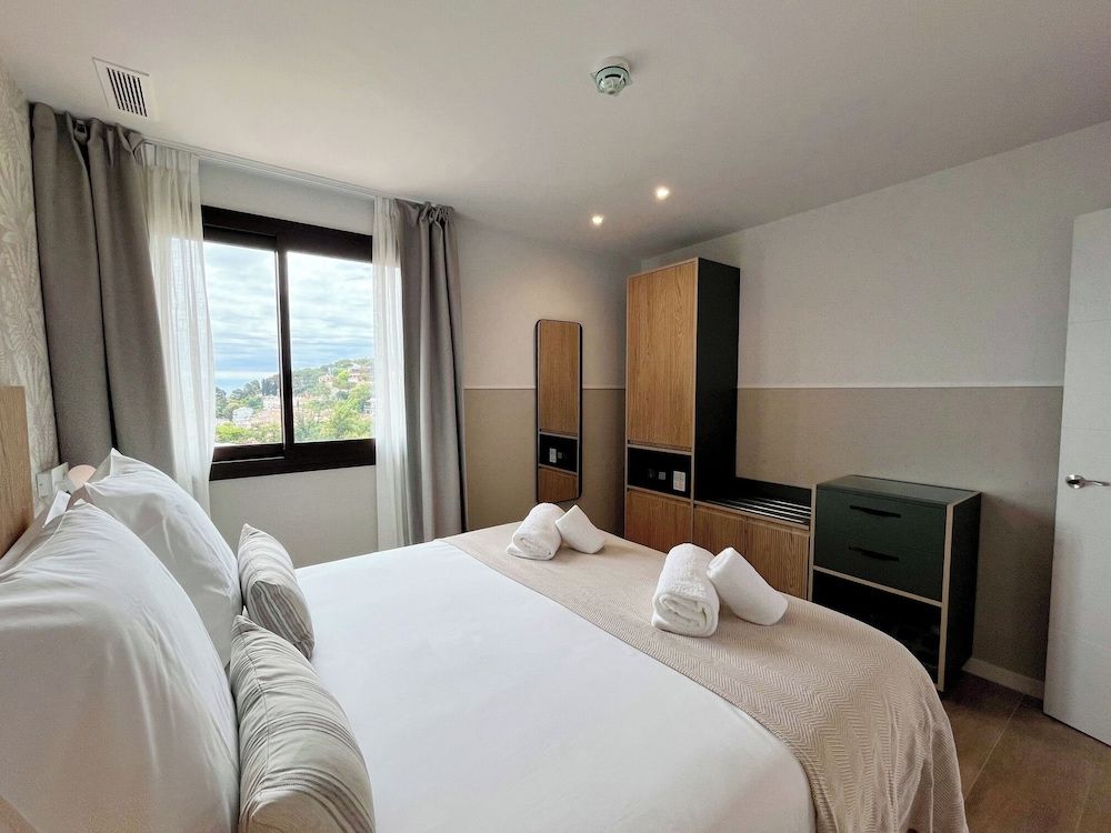 Premium Apartment, 1 Bedroom, Terrace, Sea View