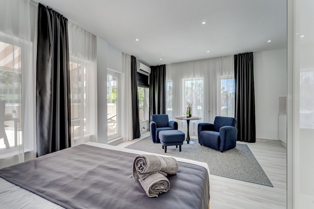 Panoramic Studio, 1 Queen Bed, Terrace, Ocean View