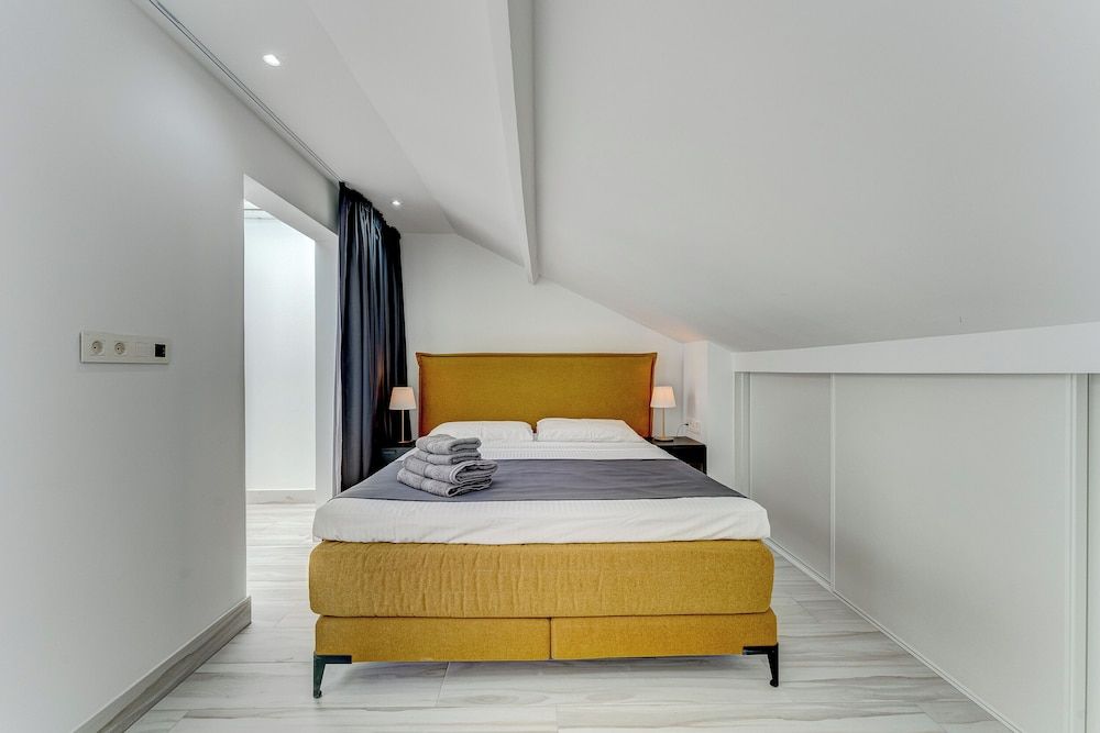 Panoramic Penthouse, 3 Bedrooms, Terrace, Ocean View