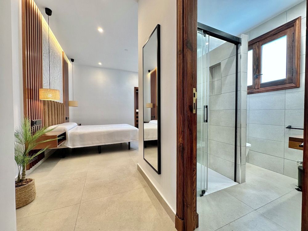 Deluxe Villa, 5 Bedrooms, Patio, Garden View