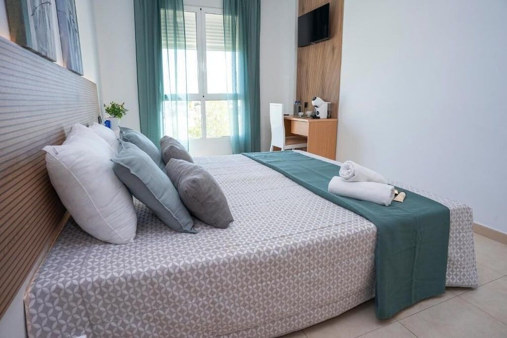 HOTEL CARAVACA RESORT Standard Double Room 6