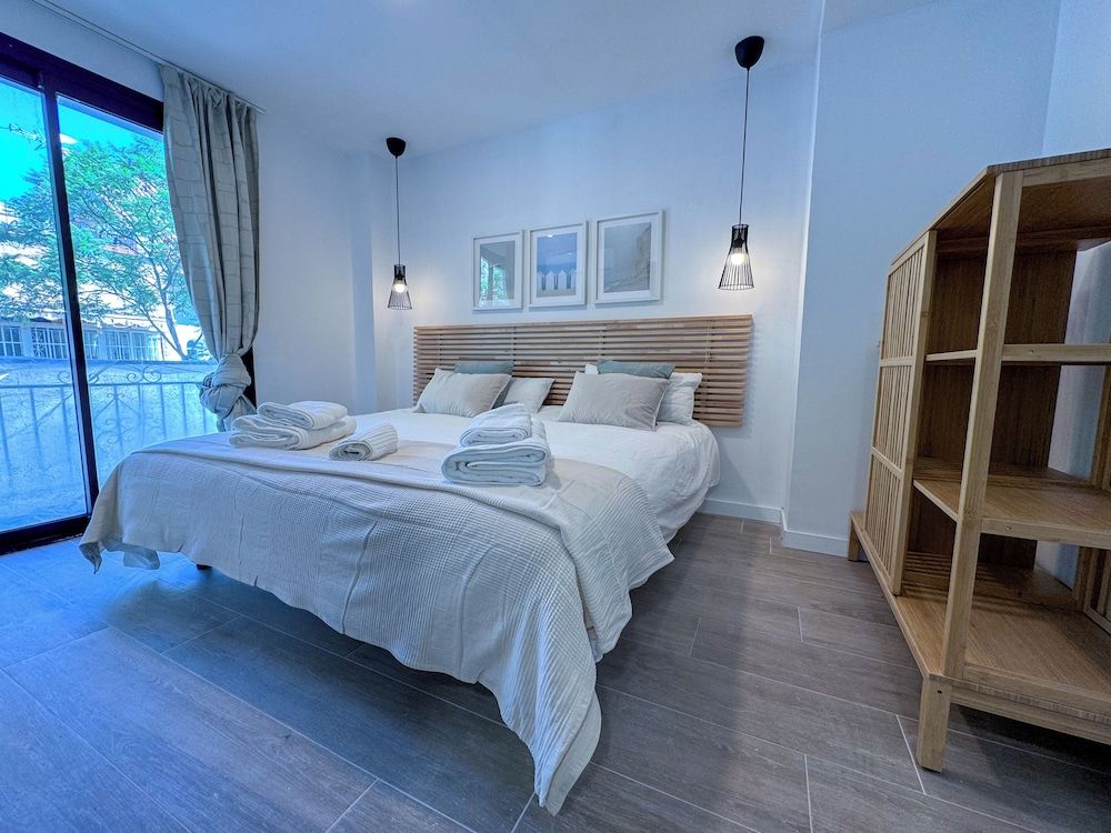 ZUR Boutique Hostel Comfort Double Room 9