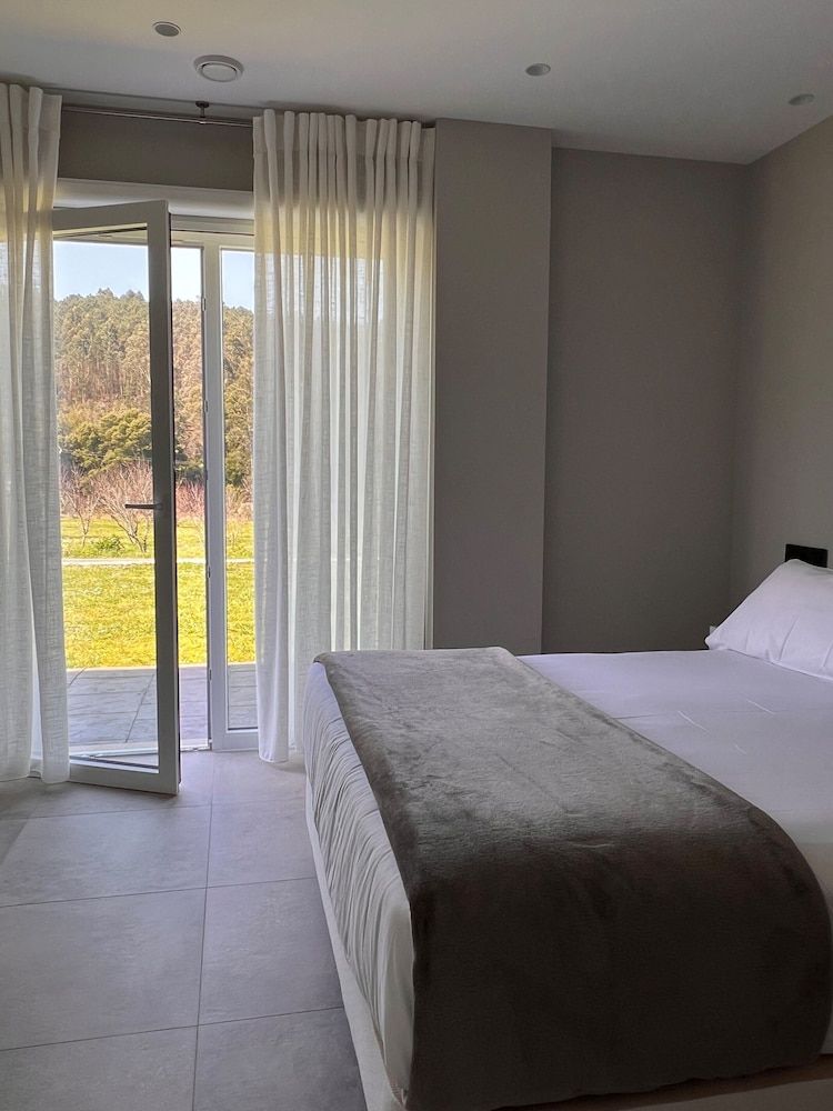 Aparthotel Ría de Lires Deluxe Apartment 2