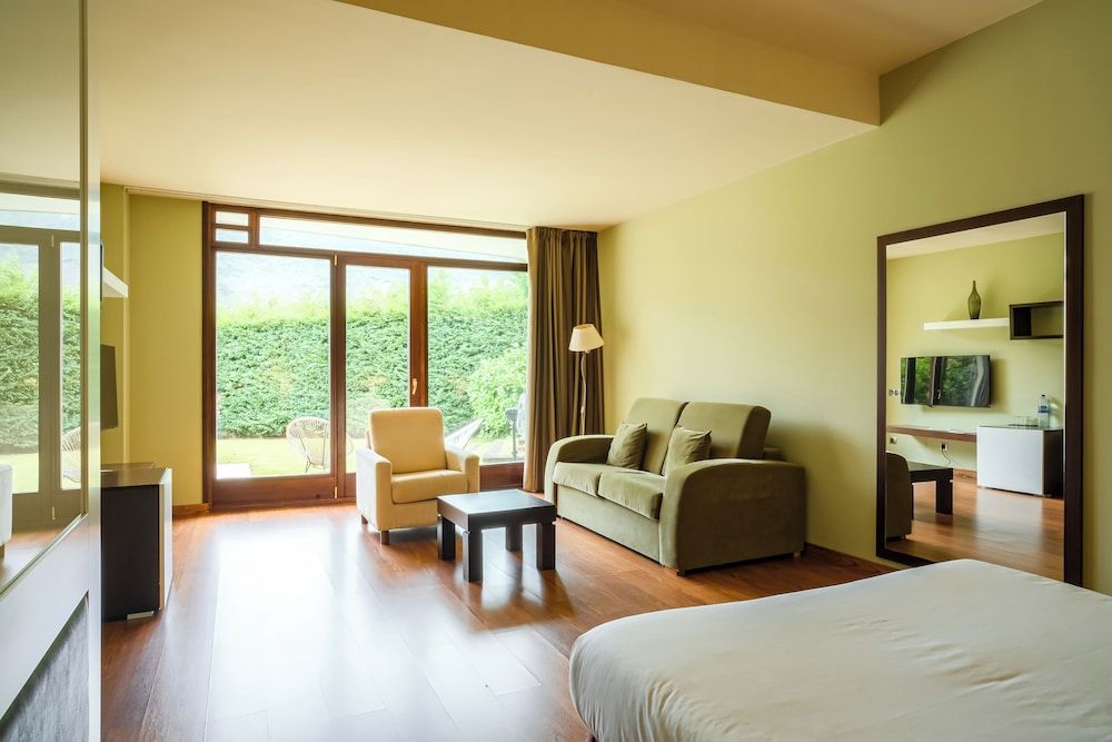 Junior Suite, Garden View