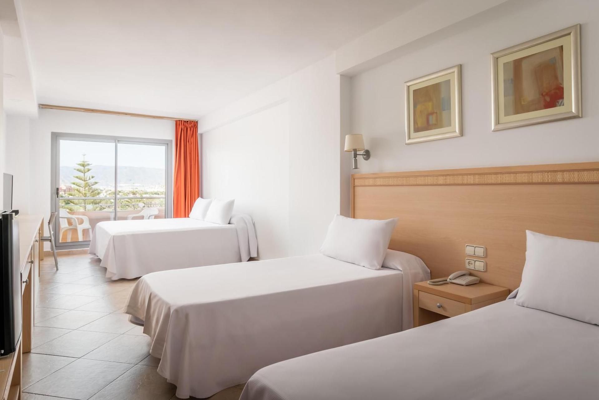 Standard Double Room (4 Adults)