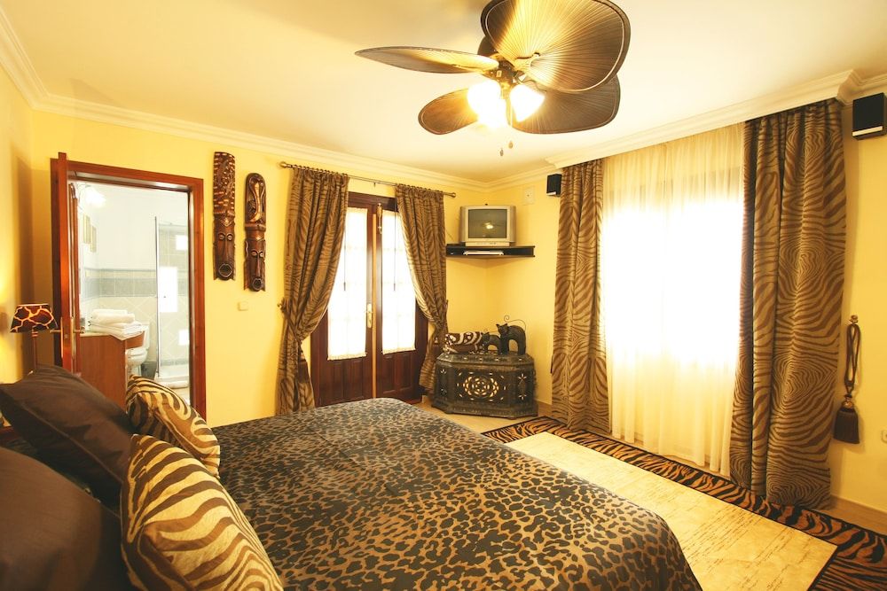 Luxury Villa, 5 Bedrooms, Private Pool