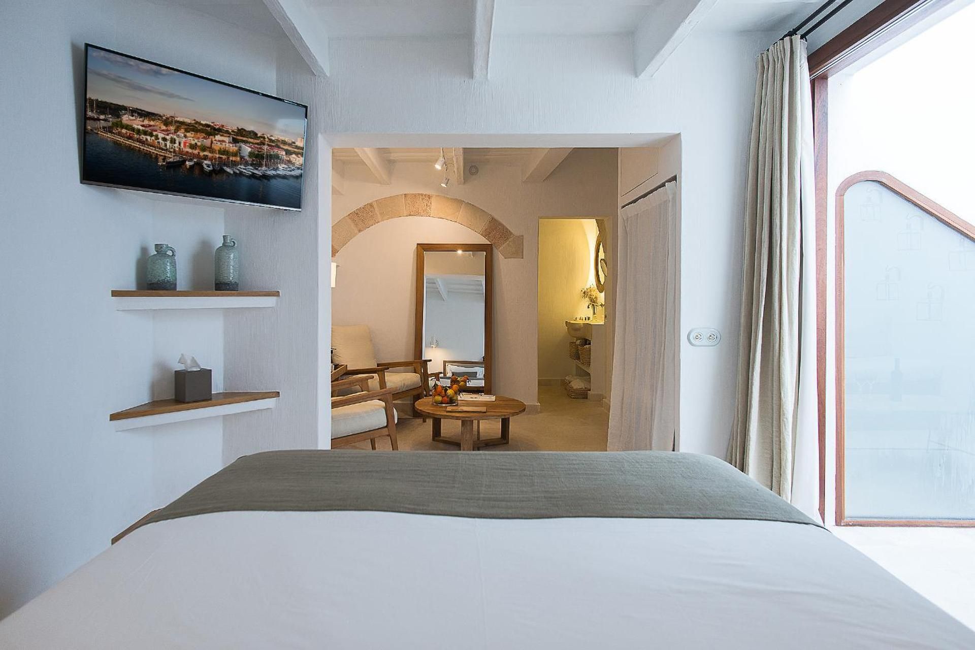 Deluxe Suite with Terrace
