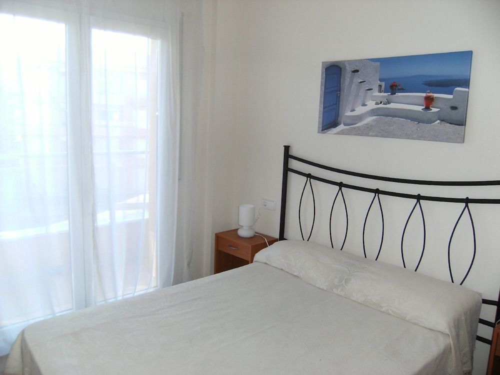 Family Apartment, 2 Bedrooms, Pool Access, Pool View