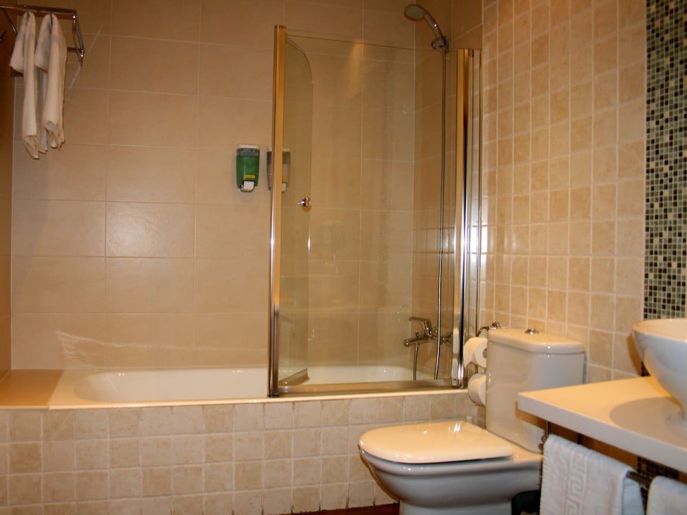 Usotegi  Agroturismo Superior Double Room, 2 Bedrooms 4