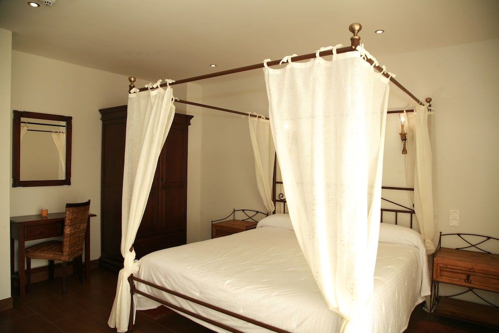 Usotegi  Agroturismo Superior Double Room, 2 Bedrooms