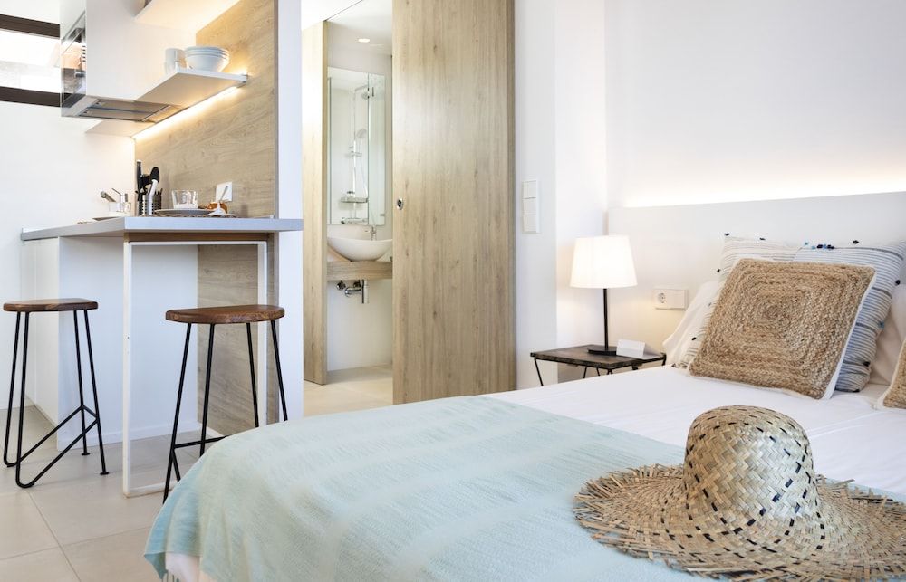 Aparthotel La Gaviota Studio, Balcony, Sea View 7