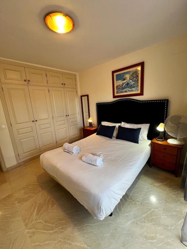 Apartment, Private Bathroom, Mountain View (Two Bedroom)