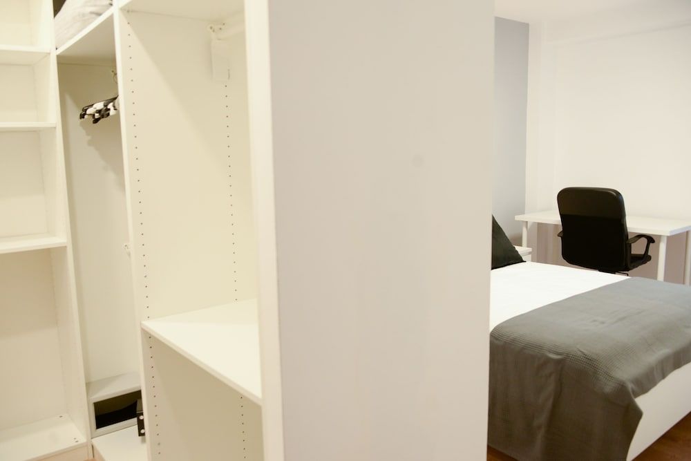 Fantástico Piso en Valencia Apartment, 4 Bedrooms, City View 8