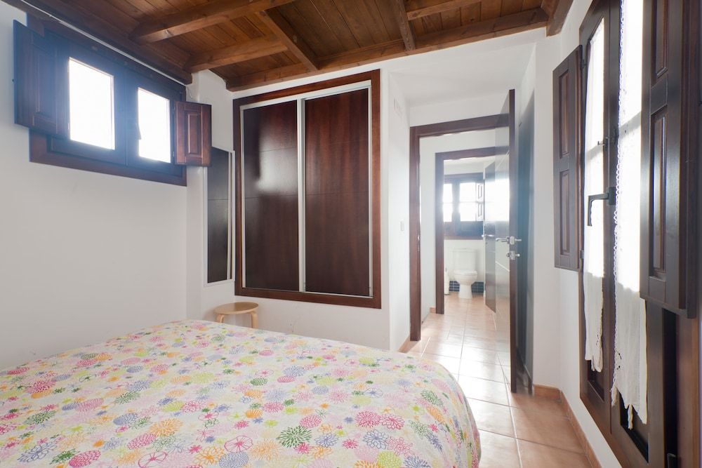 House, 2 Bedrooms