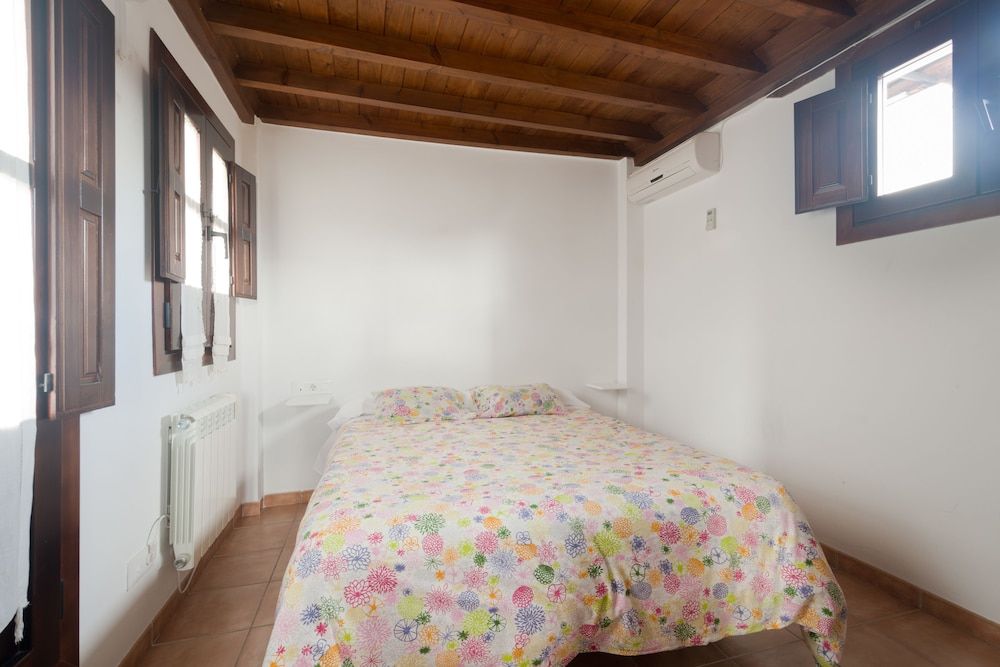House, 2 Bedrooms