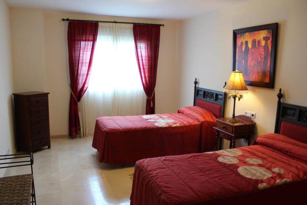 Duplex, 4 Bedrooms