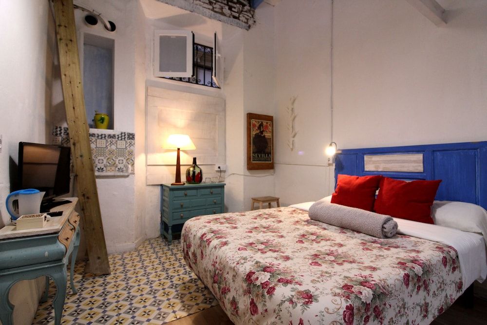 Basic Double or Twin Room, 1 Bedroom (1)