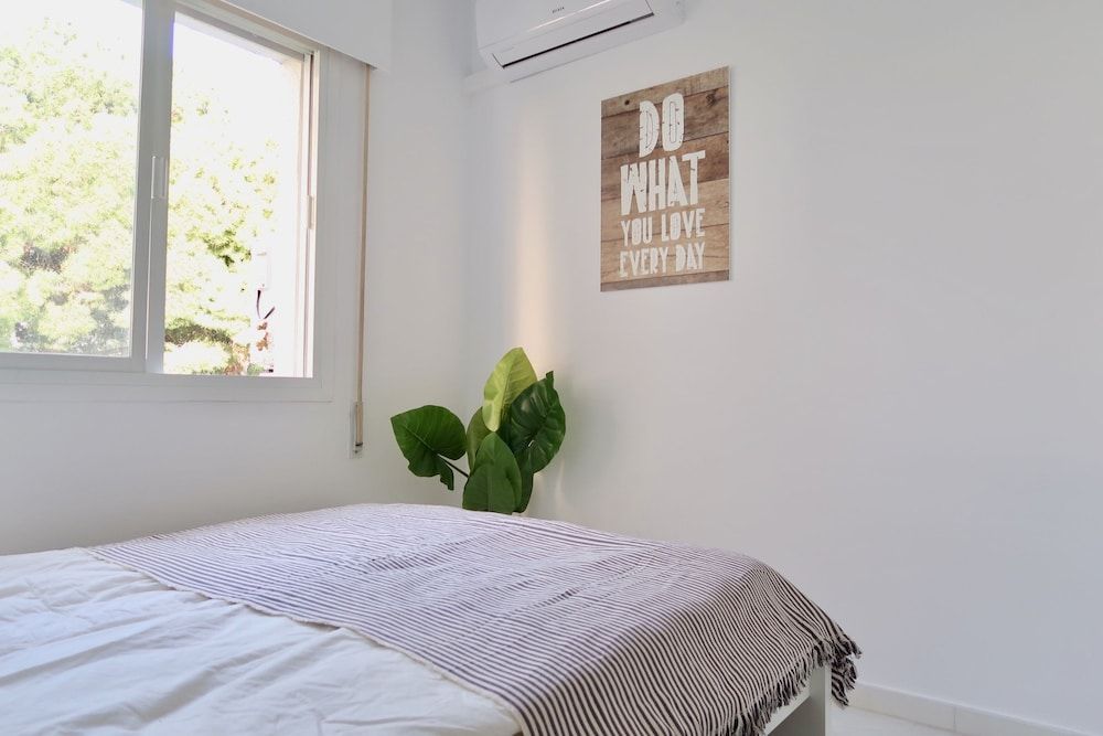 New Skandinavian penthouse-5min to beach Deluxe Apartment, 2 Bedrooms, Terrace, Corner 3