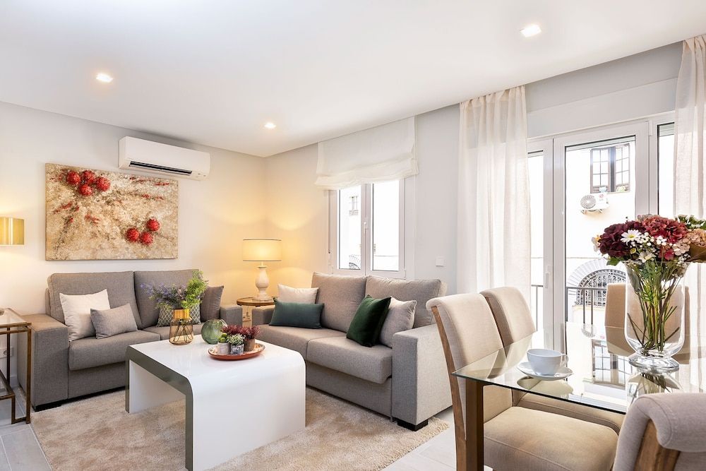 Genteel Home Velarde II