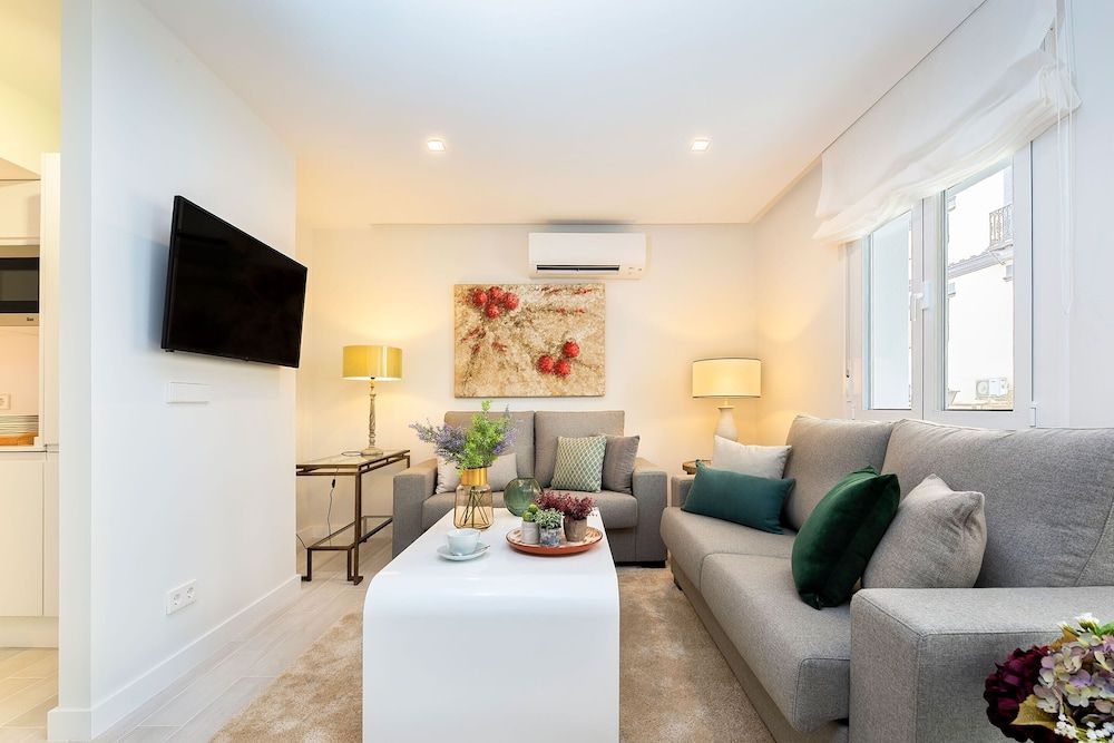 Genteel Home Velarde II Apartment (2 Bedrooms) 7