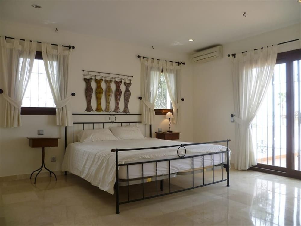 Villa, 4 Bedrooms (18188)