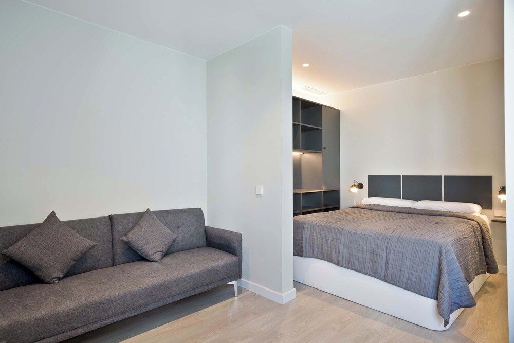 Apartment (3)