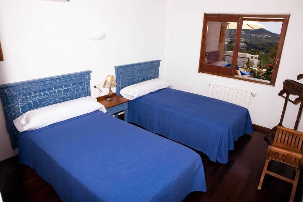 Villa (4 Bedrooms)