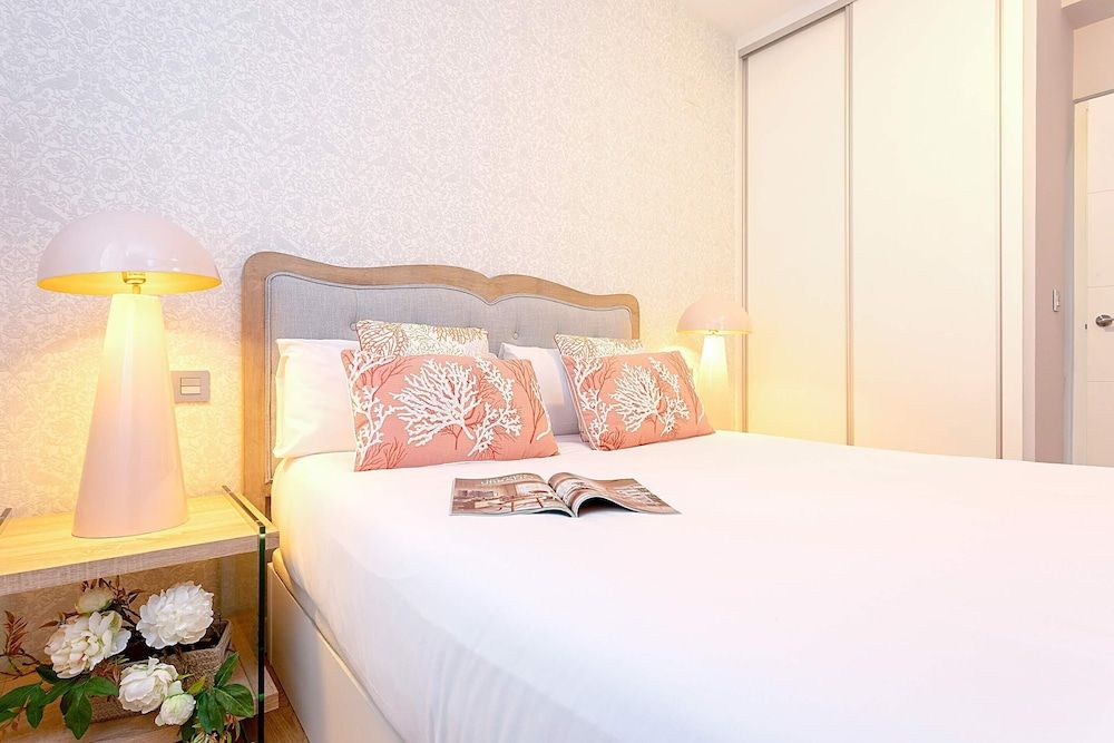 Apartment (2 Bedrooms)