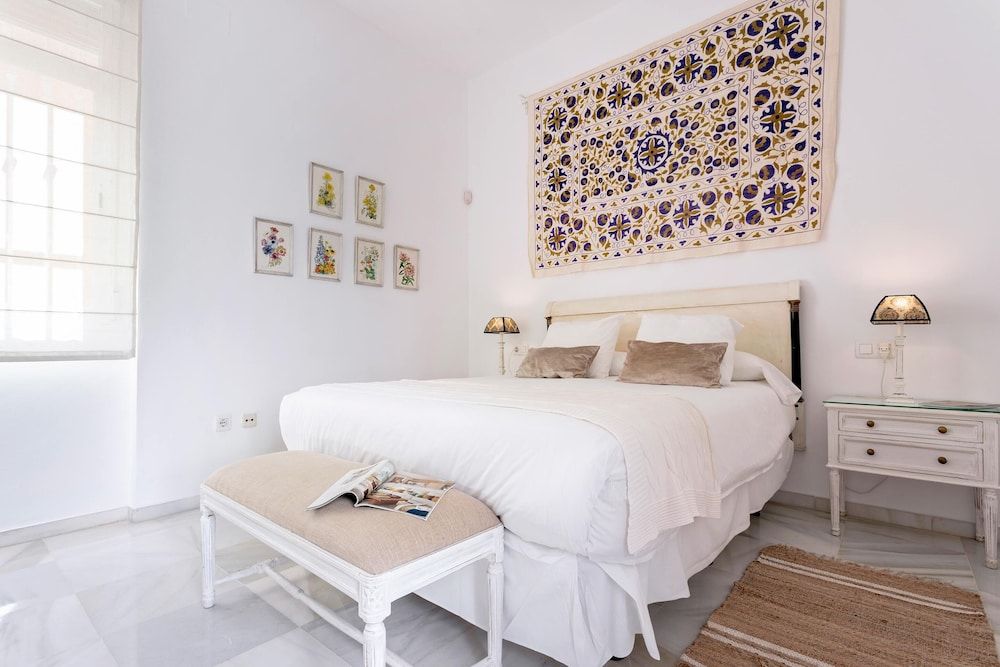 Apartment (4 Bedrooms)