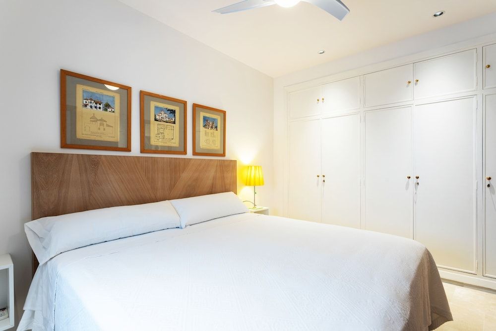 Apartment (1 Bedroom)