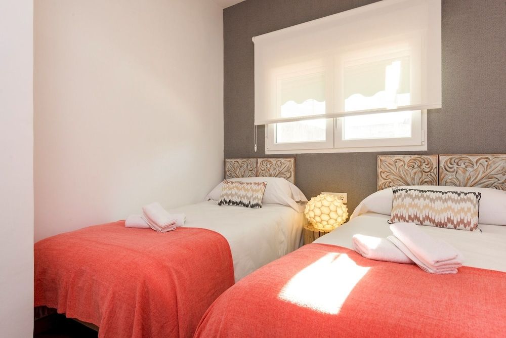 Apartment (4 Bedrooms)