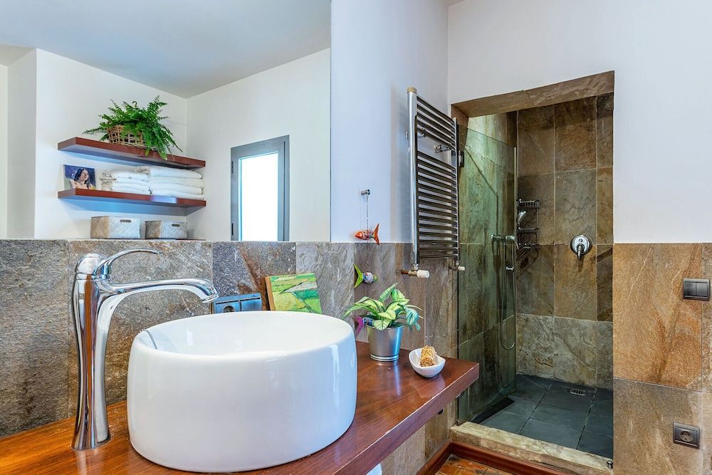 Genteel Home Puerta Real House (4 Bedrooms) 8