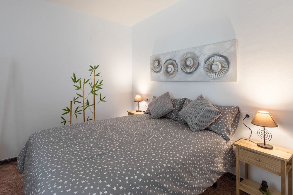 House, 2 Bedrooms