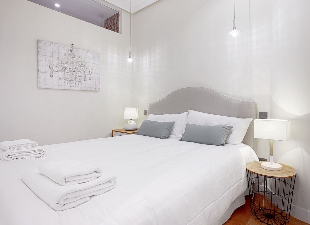 Apartment (1 Bedroom)