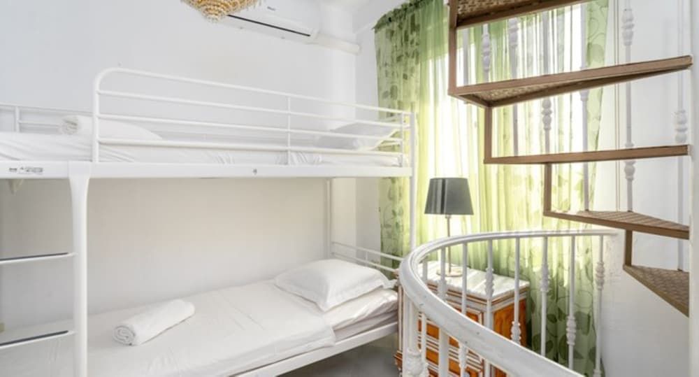 Family Villa, 4 Bedrooms, Pool View