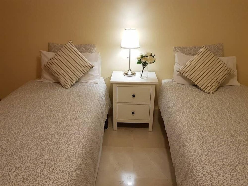 Apartment (3 Bedrooms)