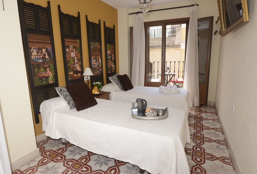 Double Room, Balcony