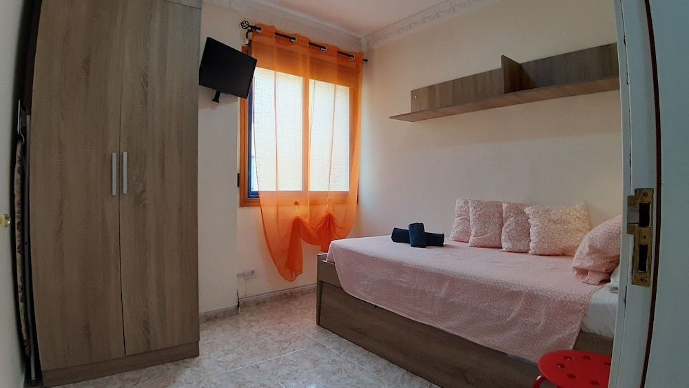 Apartment, 3 Bedrooms, Smoking