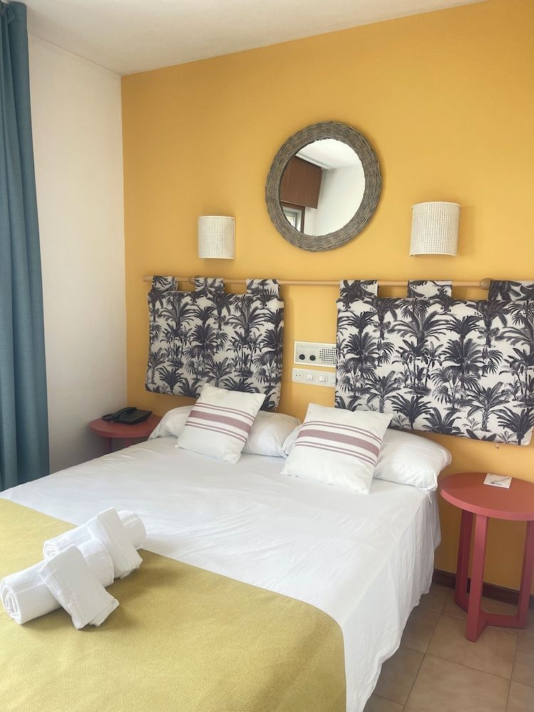 Double or Twin Room, Balcony